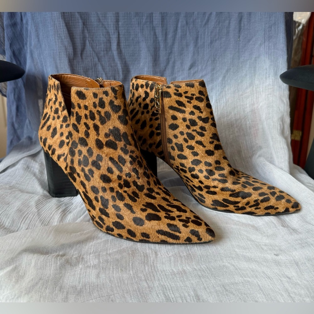 Franco Sarto Booties - EUC - Size 8/38 - Picture 5 of 7